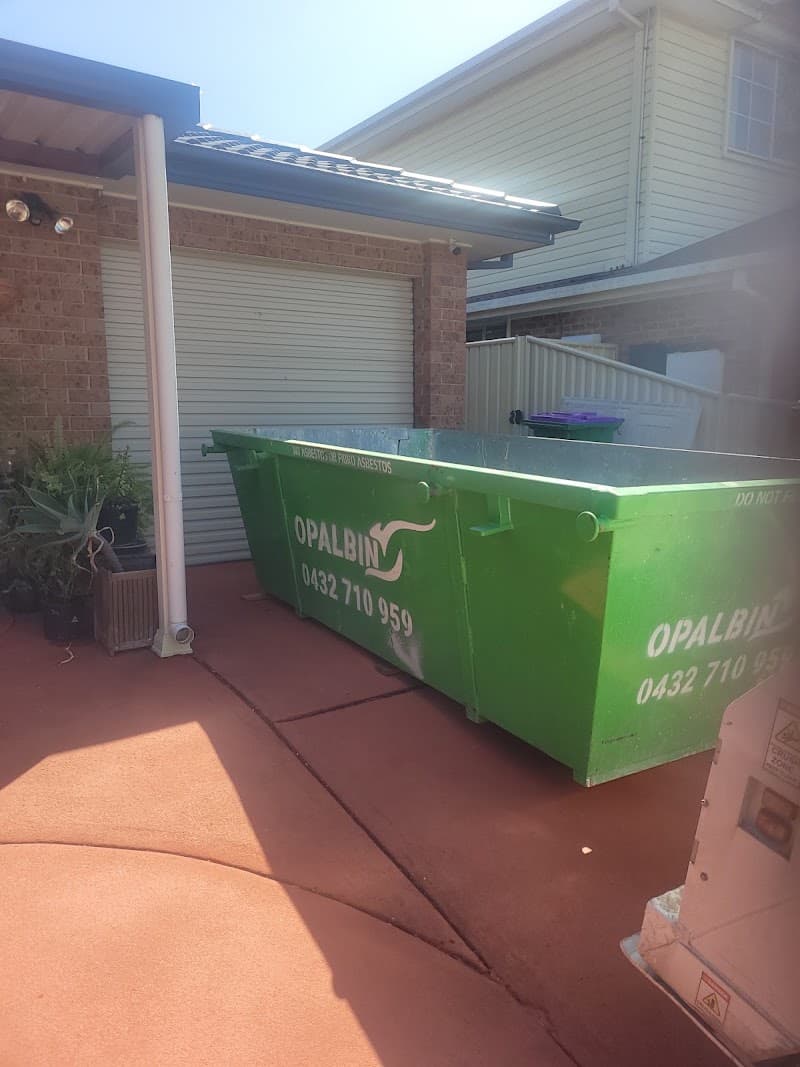 Opal Bins rubbish removal work in Rosehill