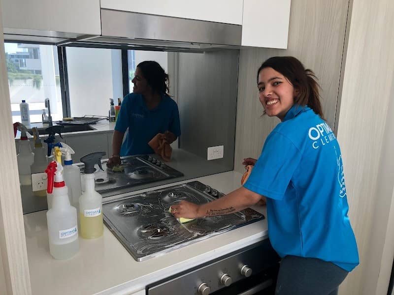 Optima Cleaners Southport oven & bbq cleaning work in Southport