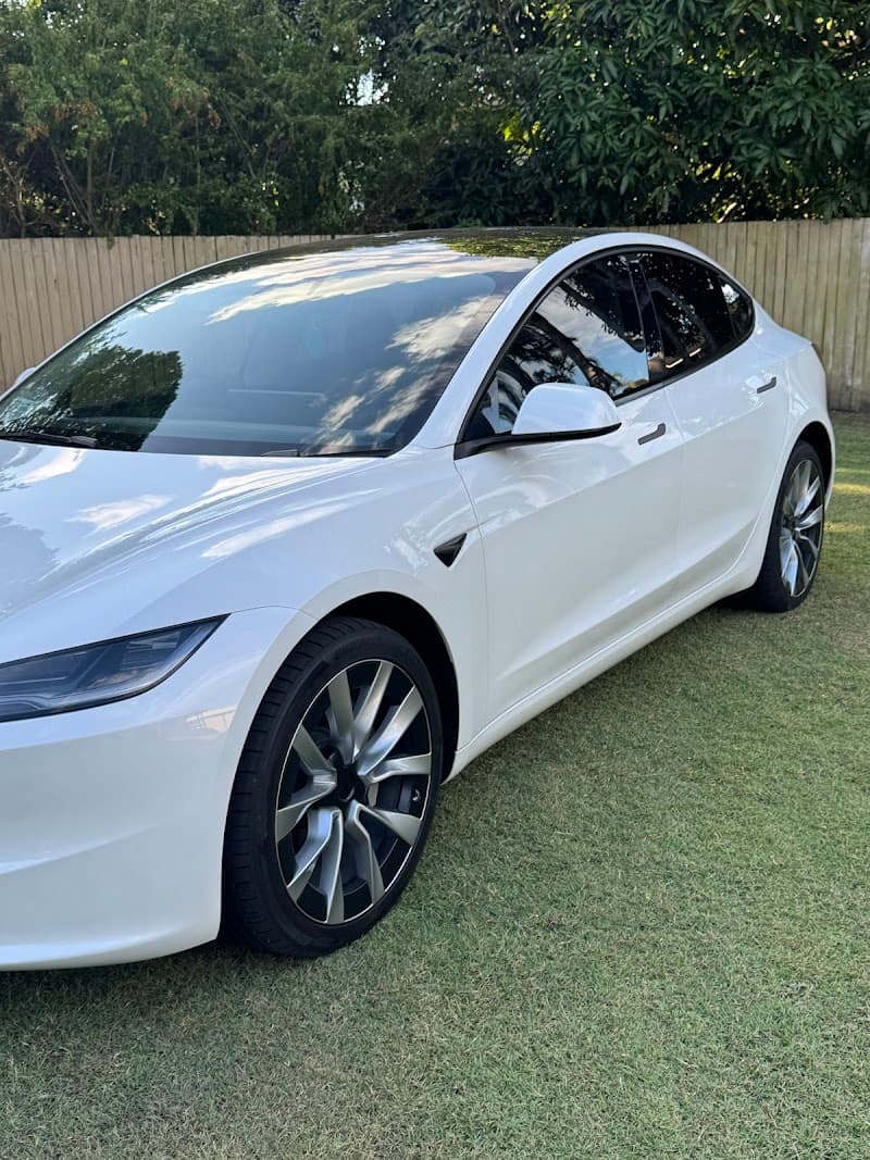Optimus Tinting window tinting work in Hillcrest