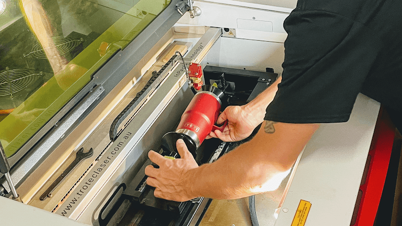 Outback Engraver locksmith work in Darwin City