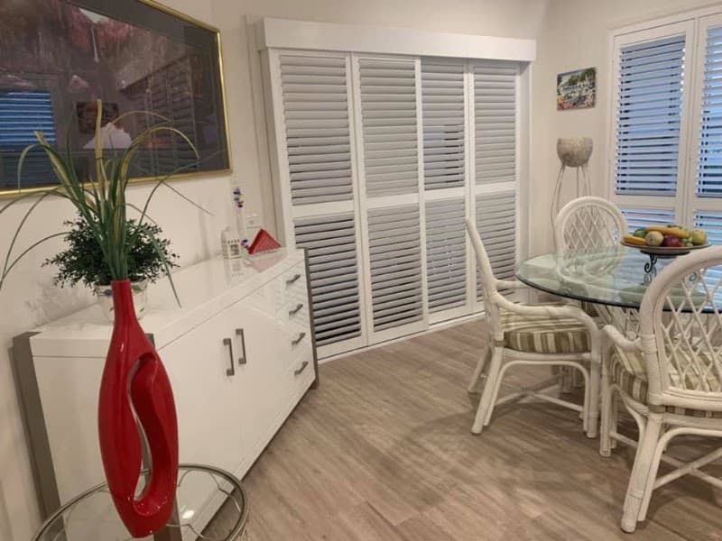 Outdoor Blinds curtains & blinds work in Berkeley Vale