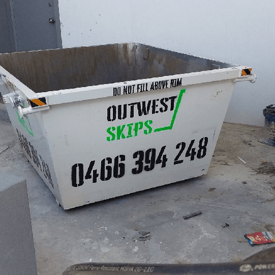 Outwest Skips rubbish removal work in St Clair