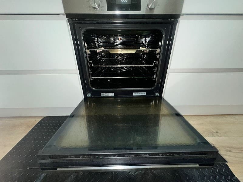 Oven Brothers Sydney oven & bbq cleaning work in Phillip Bay