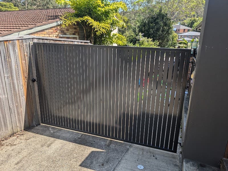 OWL Automation garage doors work in Browns Plains