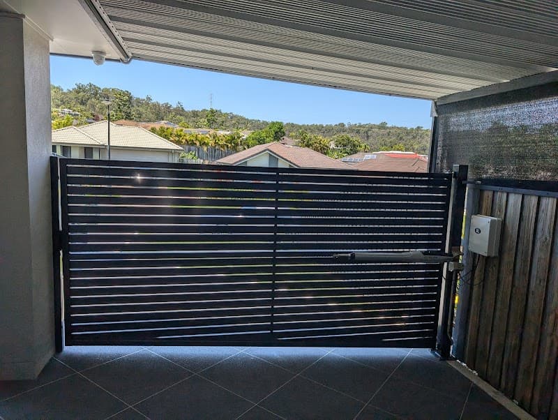 OWL Automation garage doors work in Browns Plains