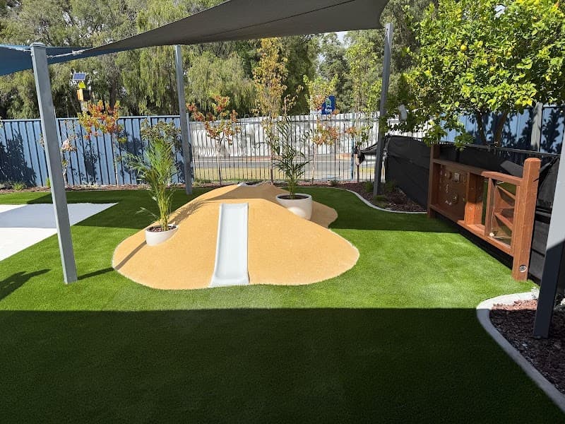 Oxford Landscaping Company landscaping work in Davenport