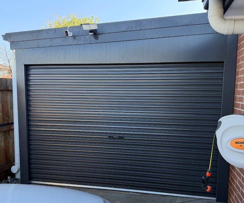 Oz Garage Doors garage doors work in Carrum Downs