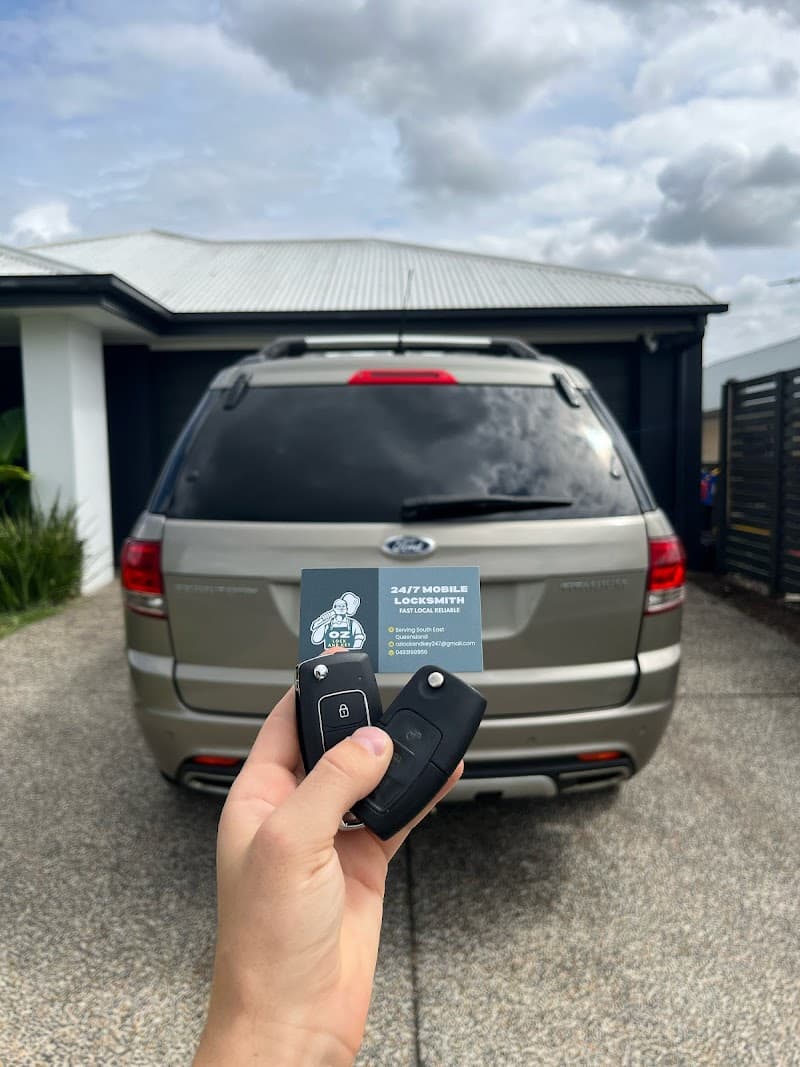 OZ Lock and Key locksmith work in Crestmead
