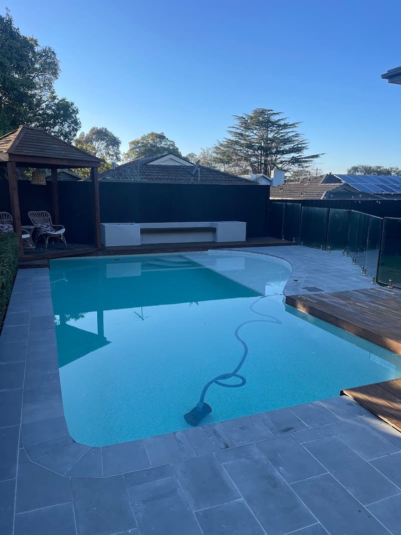 P J Pools And Spas | Pool Builders Melbourne pool builder work in Dandenong South