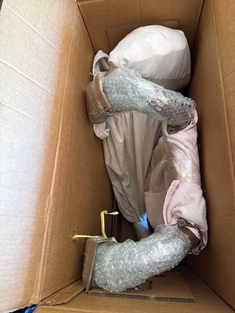 PACK & SEND Coffs Harbour removalist work in North Boambee Valley