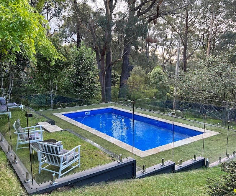 Paradise Pools pool builder work in Toronto