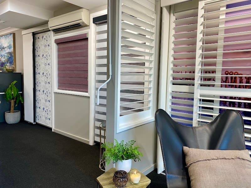 Pazazz Blinds & Shutters curtains & blinds work in Mayfield West