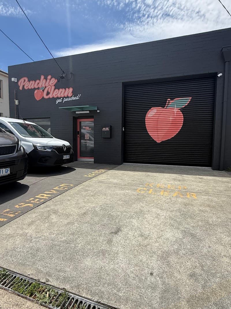 Peachie Clean - Office and Commercial Cleaning Hobart and Surrounds oven & bbq cleaning work in North Hobart