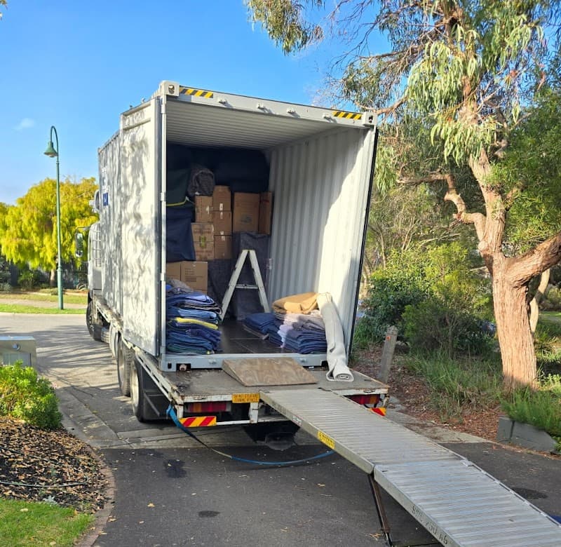 Peninsula Moving removalist work in Langwarrin