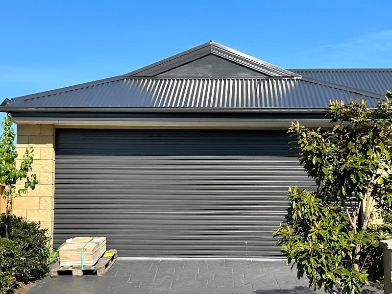 Peninsula Pro Restorations roofing work in Mornington