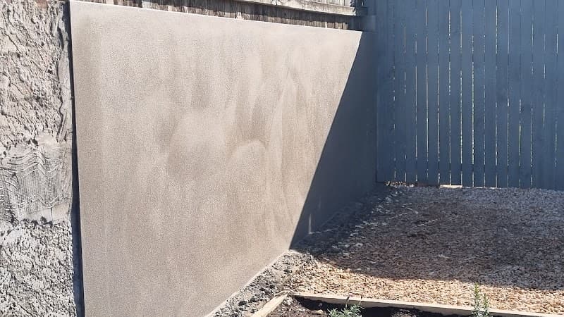 Peninsula Render Co. painter work in Redcliffe