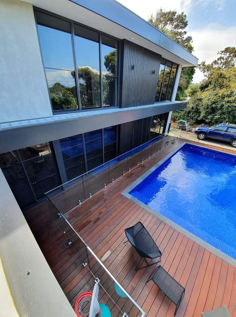 Peninsula Window & Gutter Cleaning gutter cleaning work in Rye