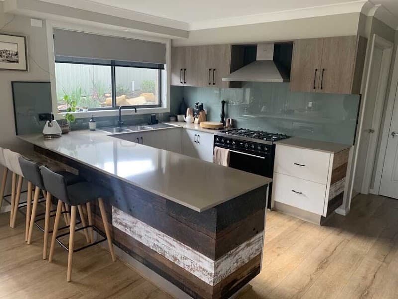 Penrith Valley Glass glass & glazier work in Jamisontown