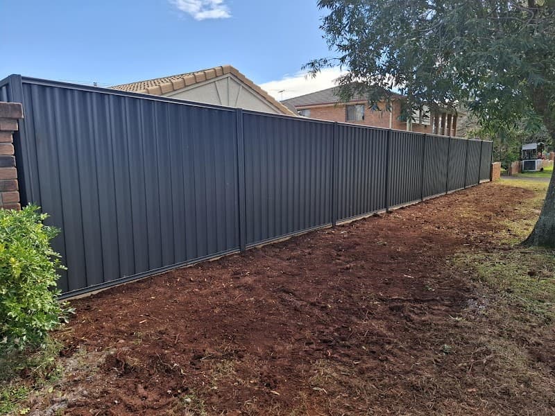 Perfect fencing fencing work in Redland Bay