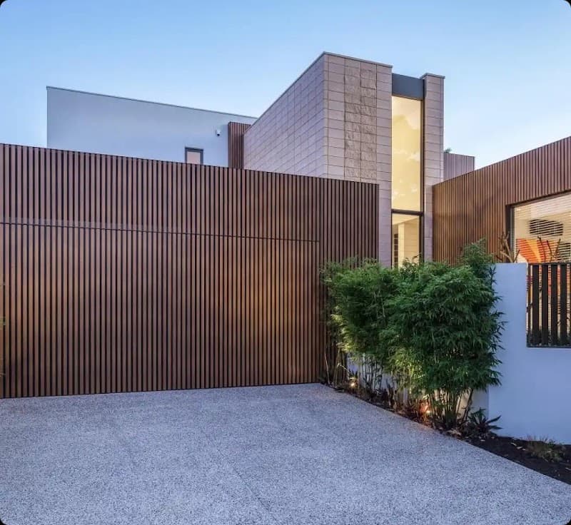 Personality Garage Doors garage doors work in Brookvale