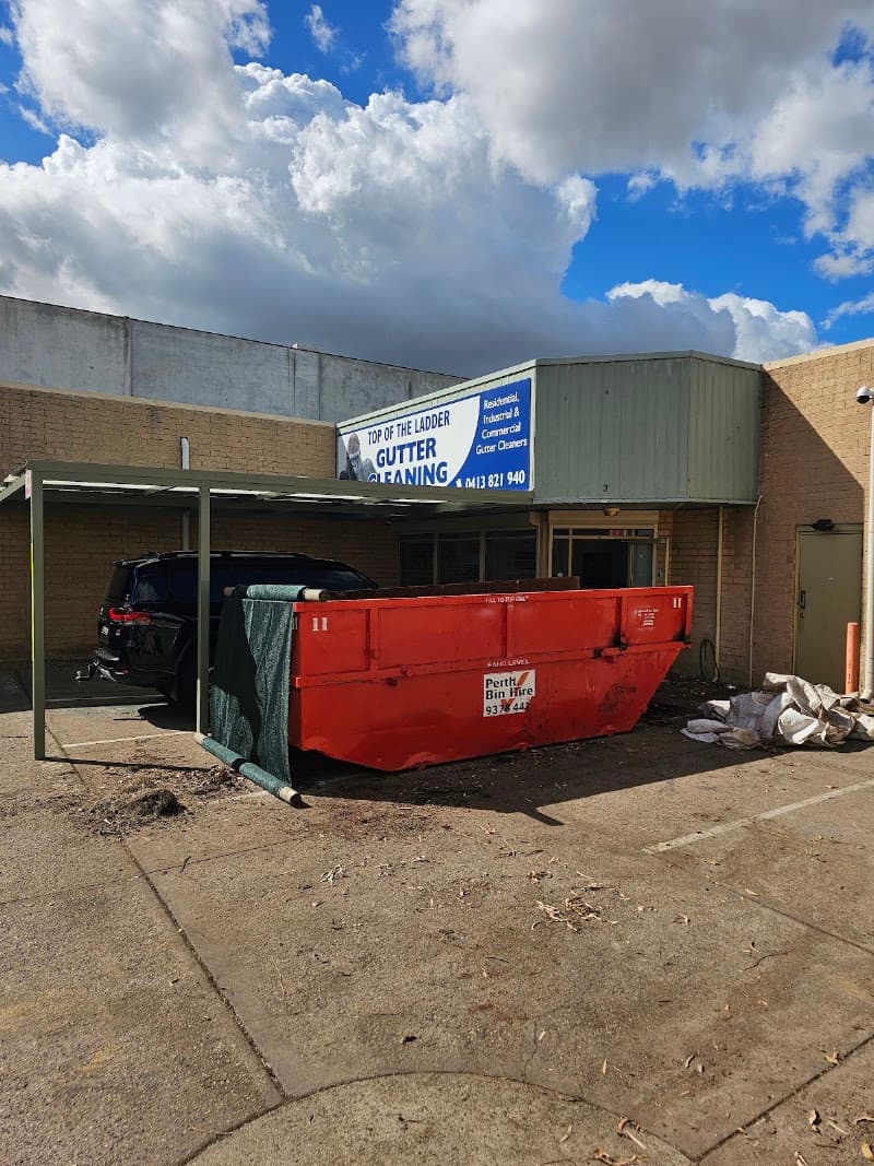 Perth Bin Hire rubbish removal work in Bayswater