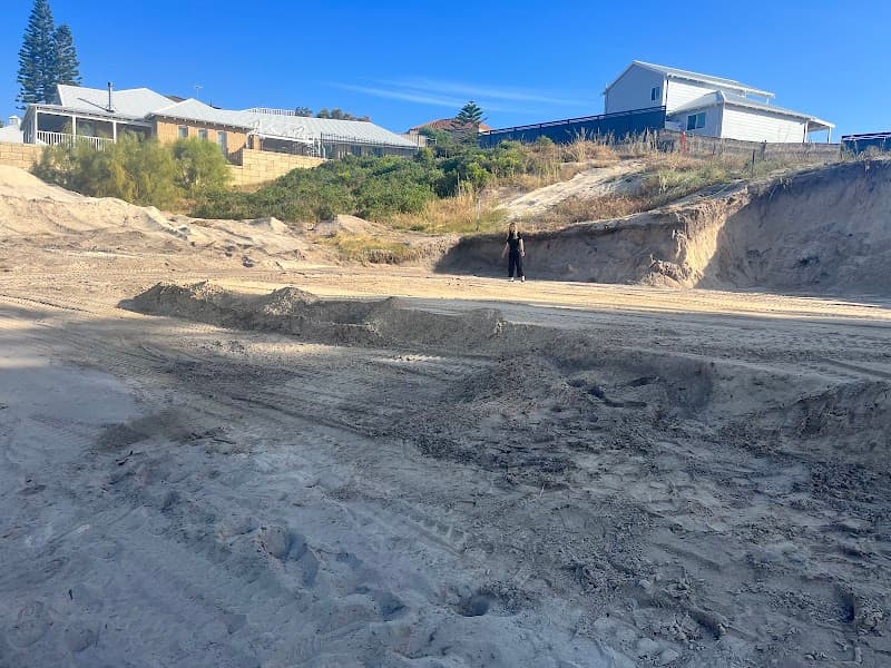 Perth Excavating & Rock Breaking demolition work in Neerabup