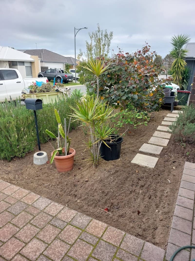 Perth Garden Girls gardening work in Warnbro