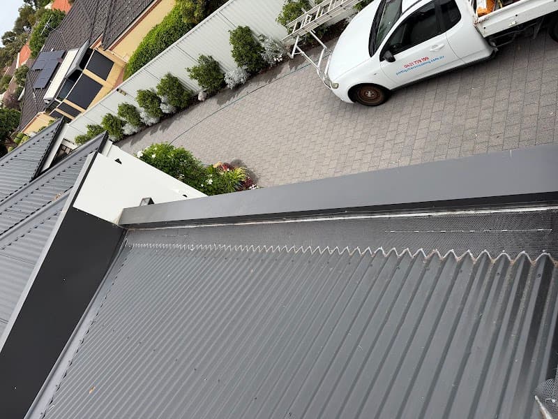 Perth Gutters Cleaning gutter cleaning work in Osborne Park
