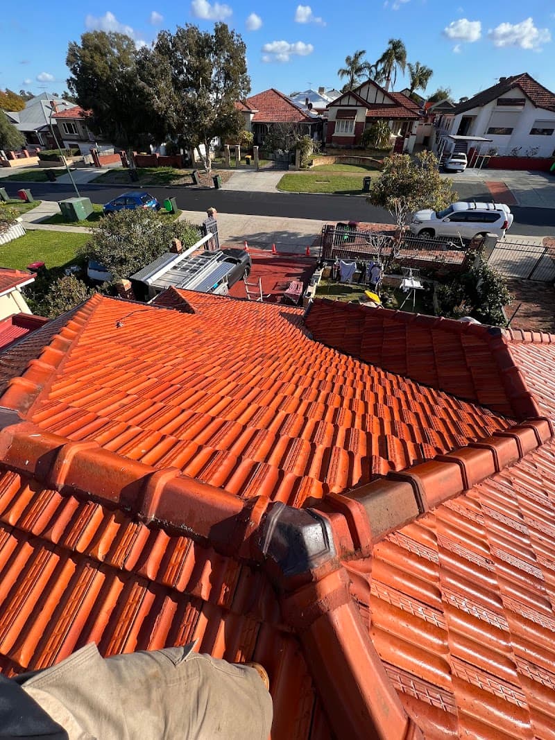 Perth Softwash Solutions pressure washing work in Scarborough
