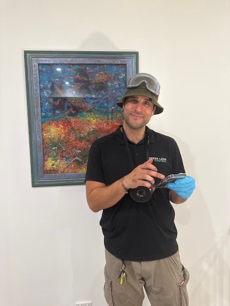 Pesteco pest control work in Erina