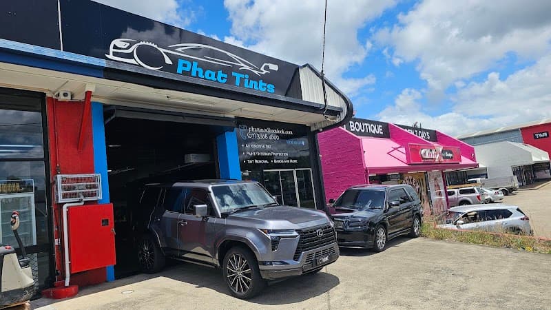Phat Tints window tinting work in Underwood