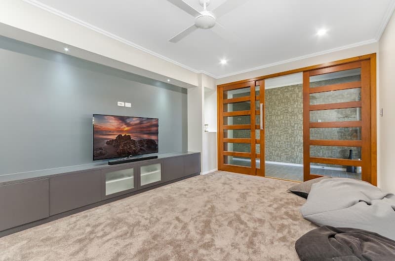 Pinnacle Power Pty Ltd electrician work in Currajong