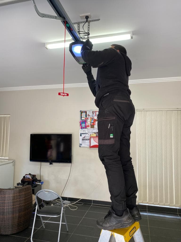 Pittwater Garage Door Repairs Northern Beaches & North Shore garage doors work in Dee Why