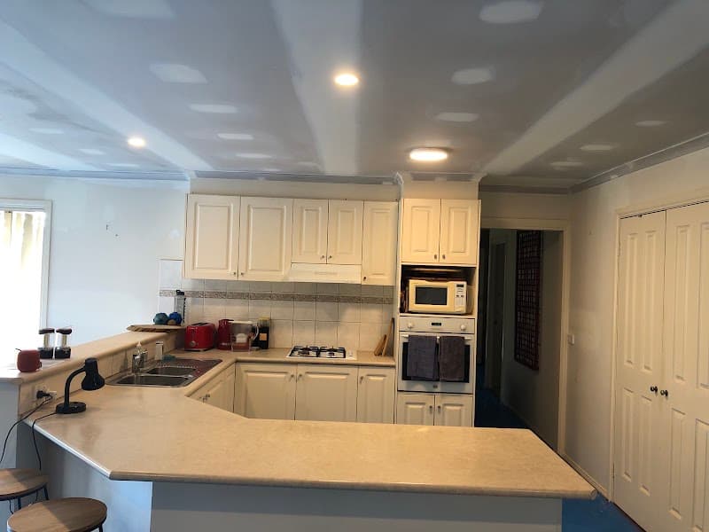PJ Electrical and Handyman Services handyman work in Langwarrin