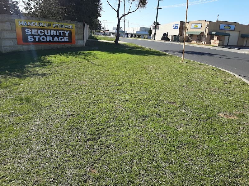 Planet Express Gardening gardening work in Pinjarra