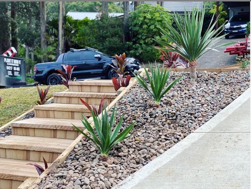Plant It Mow It Pty Ltd gardening work in Killarney Vale