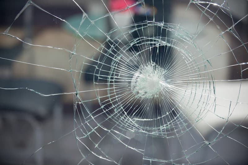 Platinum Glass and Security glass & glazier work in North Toowoomba