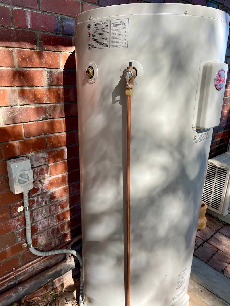 Plumb Adelaide plumber work in Stepney