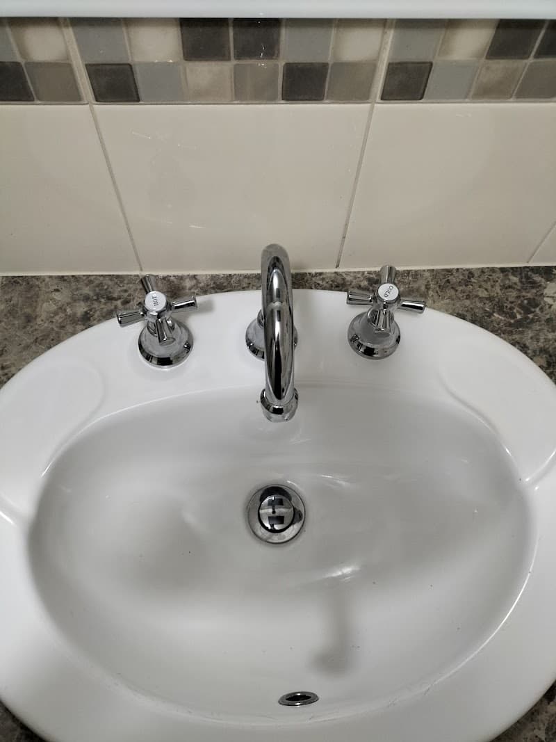 Plumber Connect Melbourne plumber work in Frankston South