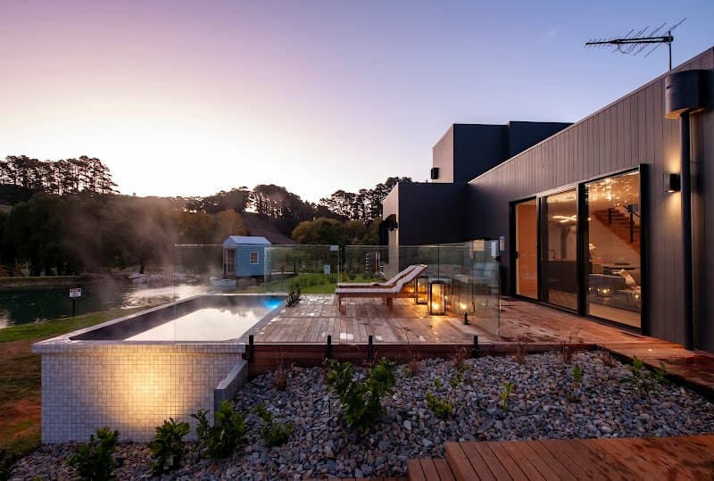 Plunge by Elite pool builder work in Broadview