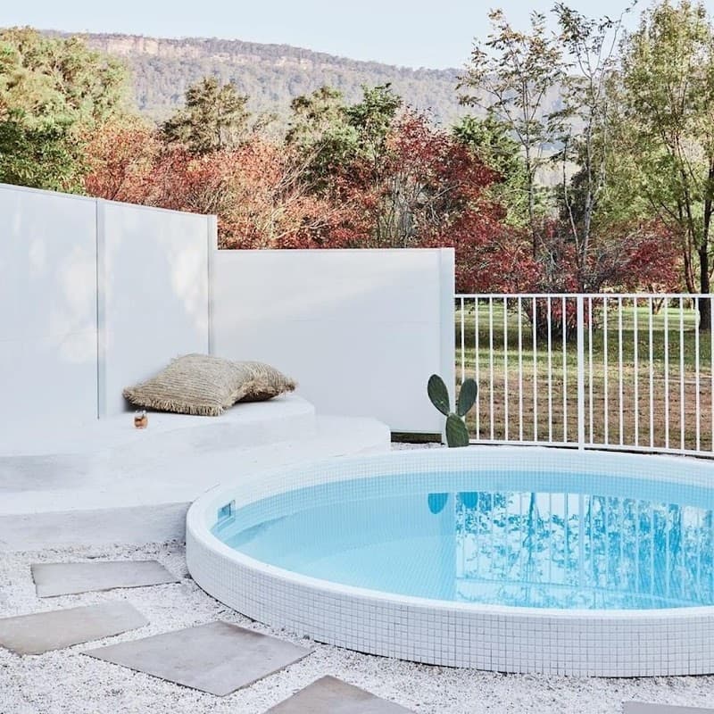 Plunge by Elite pool builder work in Broadview
