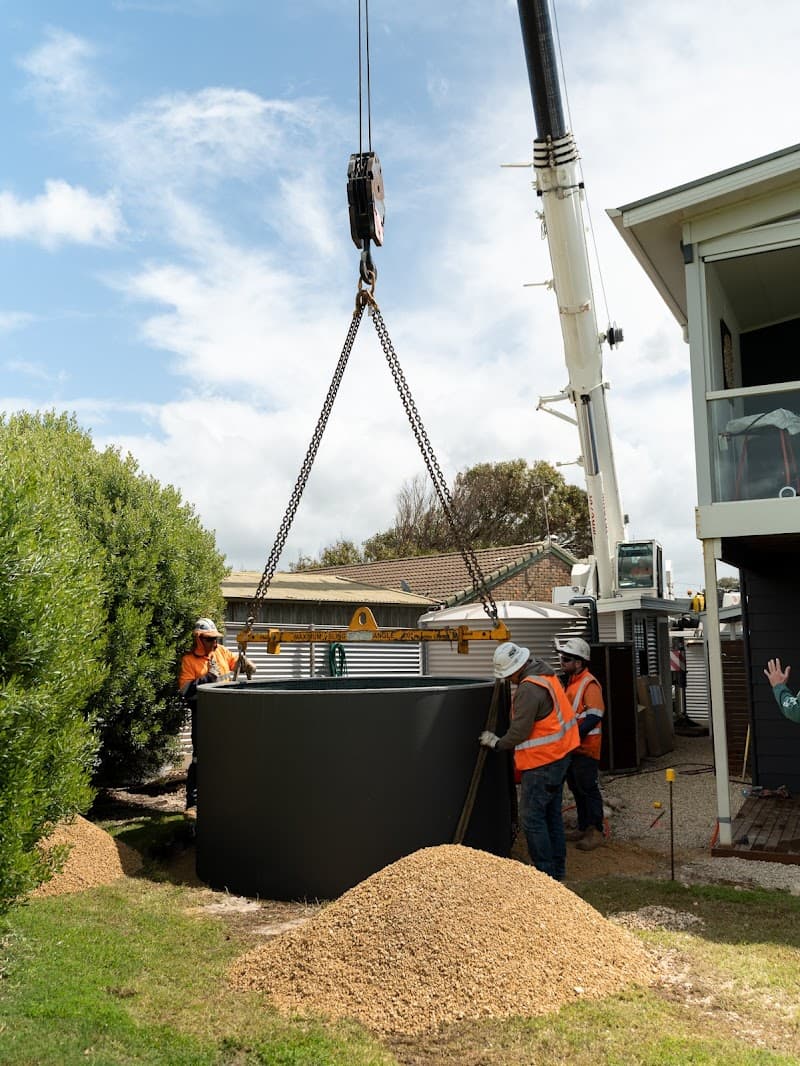 Plunge by Elite pool builder work in Broadview