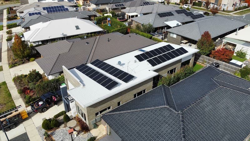 Podium Solar solar panel installation work in Bennetts Green