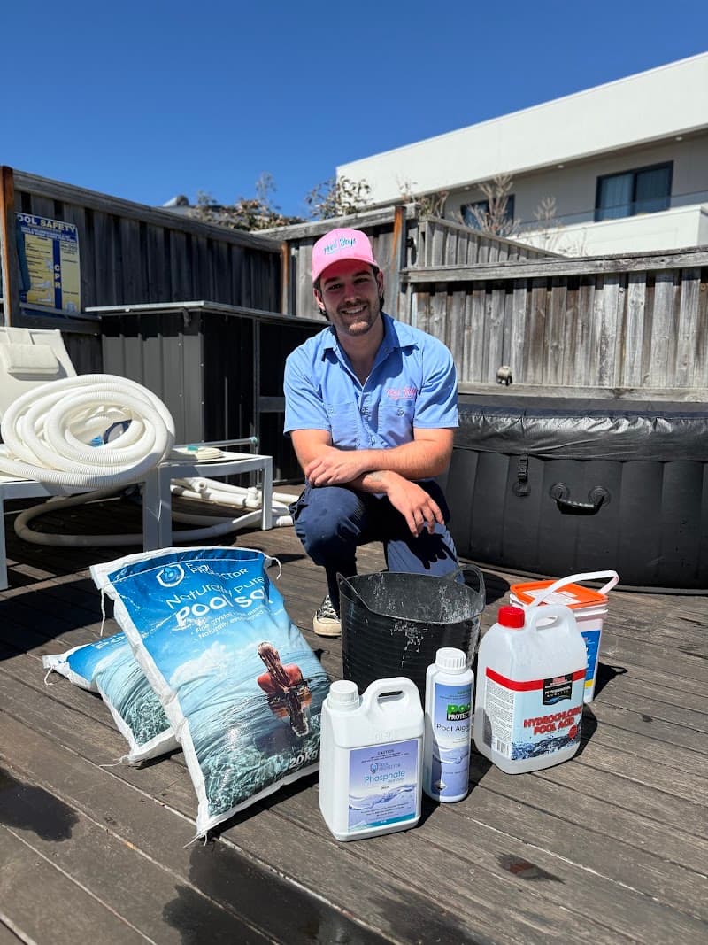 Pool Boys North pool maintenance work in Elanora Heights