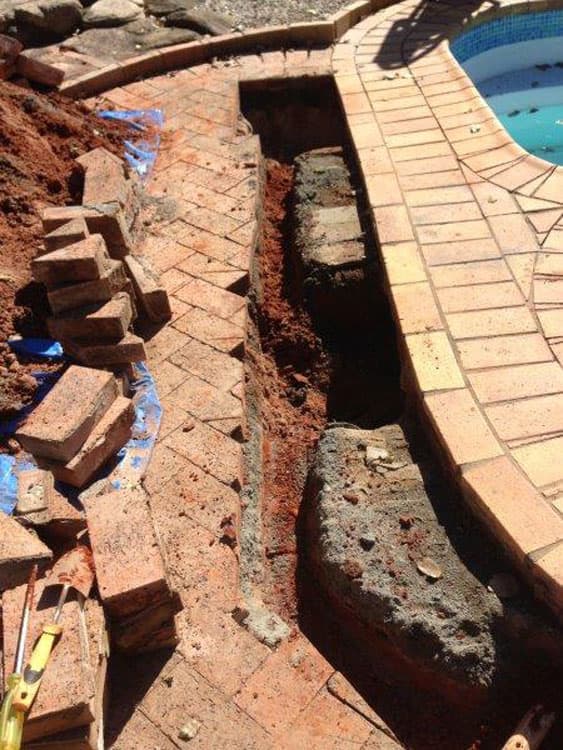 Pool Leak Detection Brisbane pool maintenance work in Brisbane City
