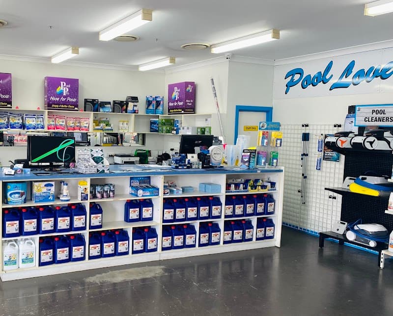 Pool Lovers - Pool Supplies Shop & Mobile Pool Servicing pool maintenance work in Birkdale