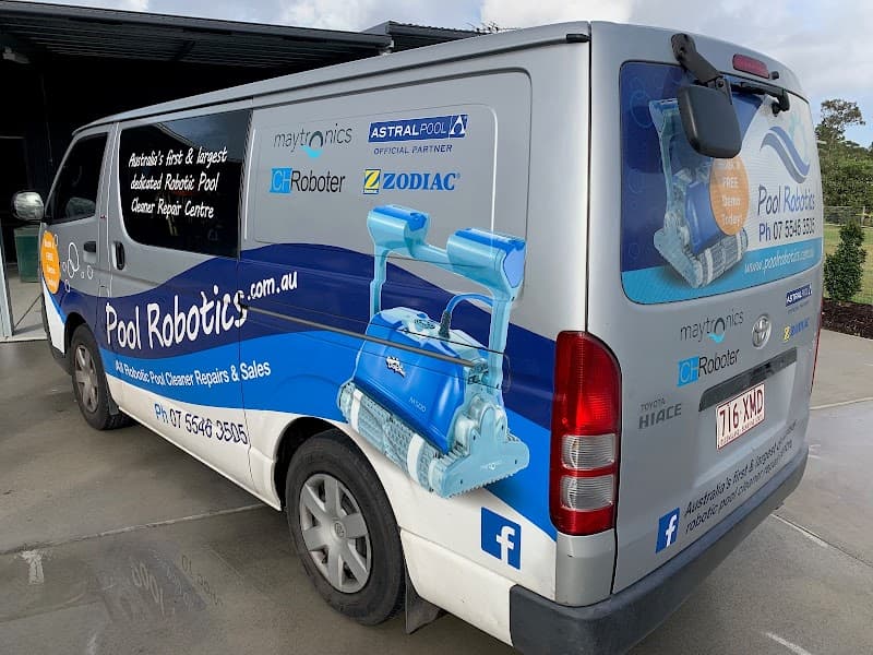 Pool Robotics pool maintenance work in Slacks Creek