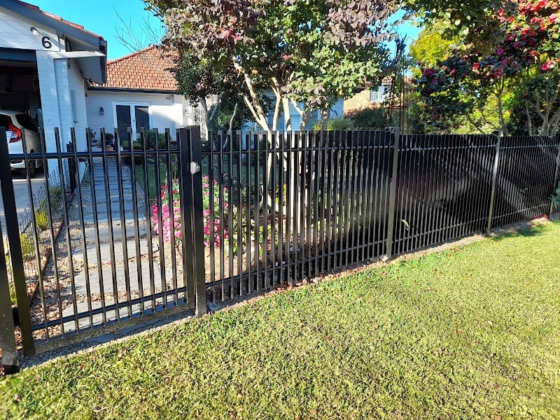 Poolsafe Fencing Sydney fencing work in Seven Hills