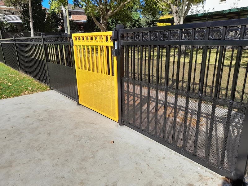 Poolsafe Fencing Sydney fencing work in Seven Hills