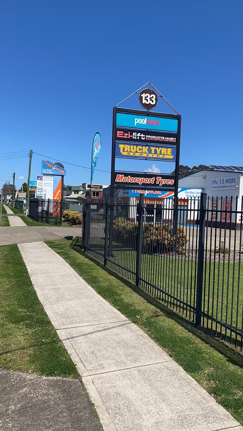 Poolwerx Emu Plains pool maintenance work in Emu Plains